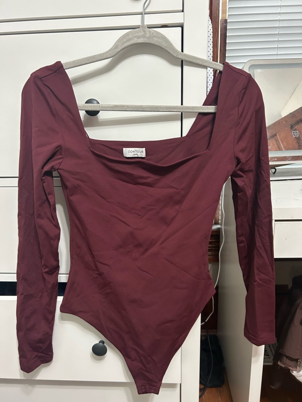 Aritzia Contour Long-Sleeve Square-Neck Bodysuit in Burgundy